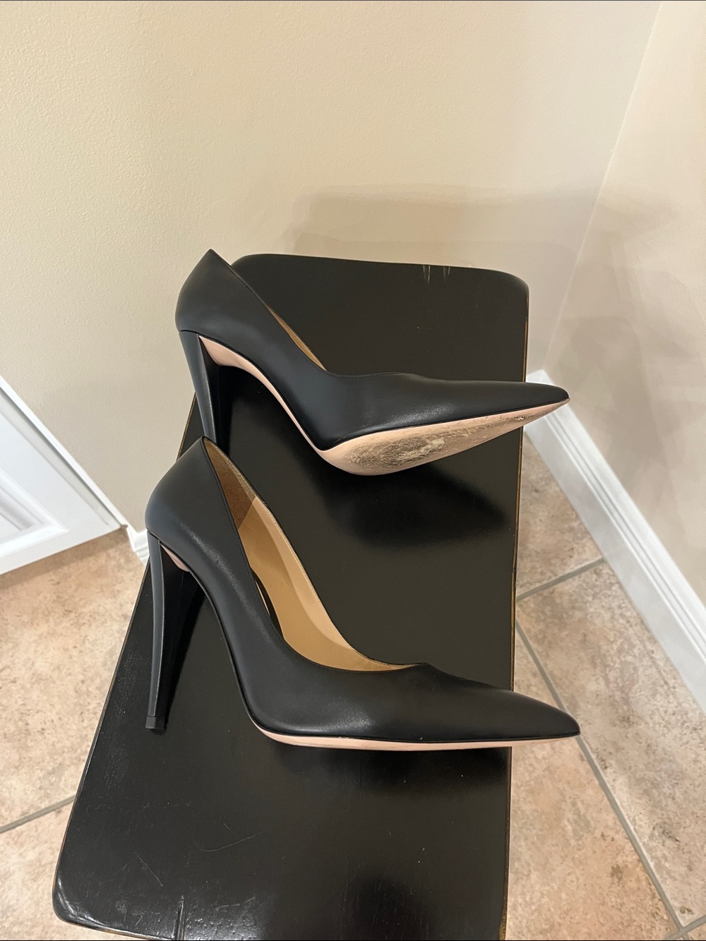 Gianvito Rossi Scarlett Black Leather Stiletto Pumps - Size 40 EU - Picture 10 of 16